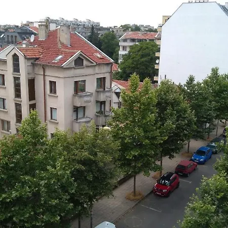 Krasimira Tsar Simeon Centre Daire *
